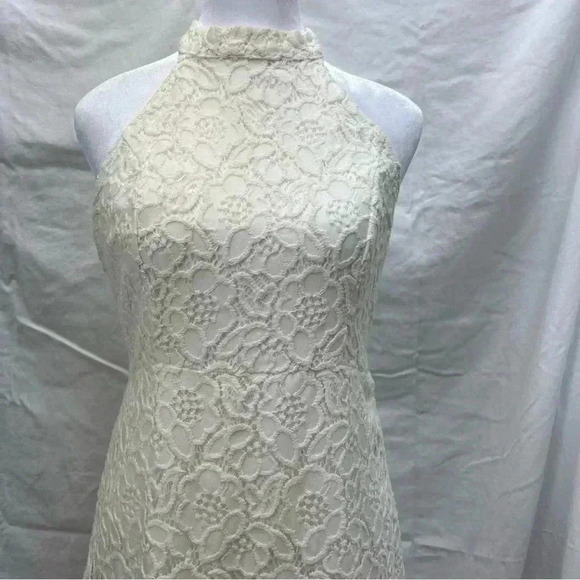 Abercrombie and Fitch cream colored lace halter dress - Picture 5 of 14